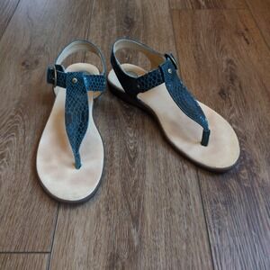 Ugg Jannell Leather Sandals -‎ Blue Faux Snake Skin Buckle, Thong Toe Shoe 6